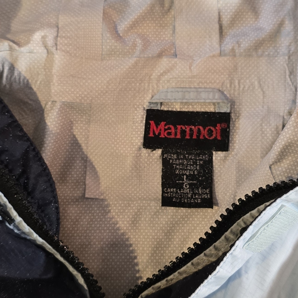 Marmot Large Lightweight Jacket - image 4